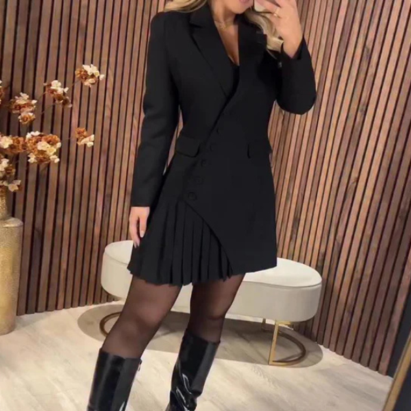 Eleganta žaketa stila A-līnijas kleita